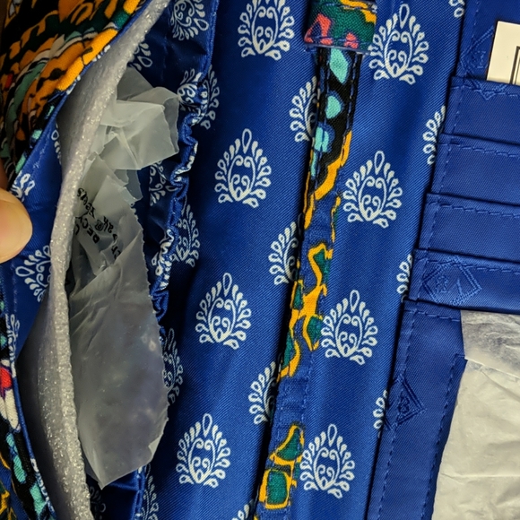 NWT Vera Bradley All Together Crossbody Romantic Paisley - Picture 4 of 8